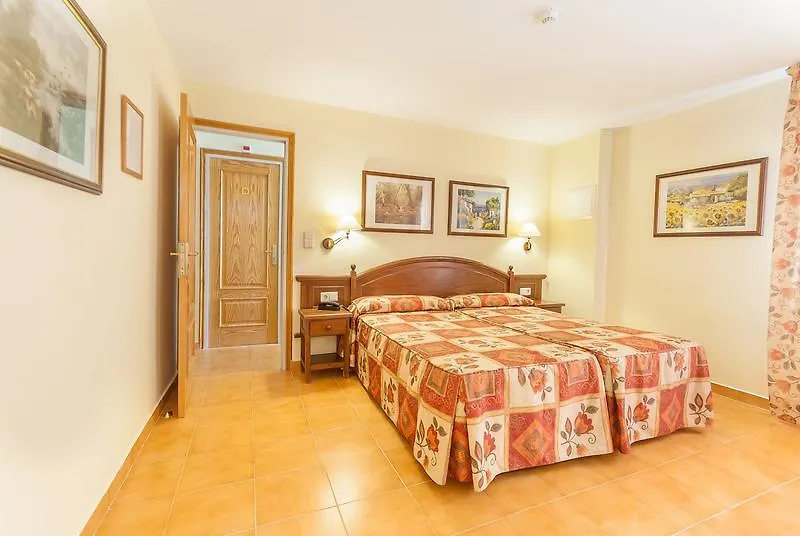 Montecarlo Otel Encamp 2*,  Andorra