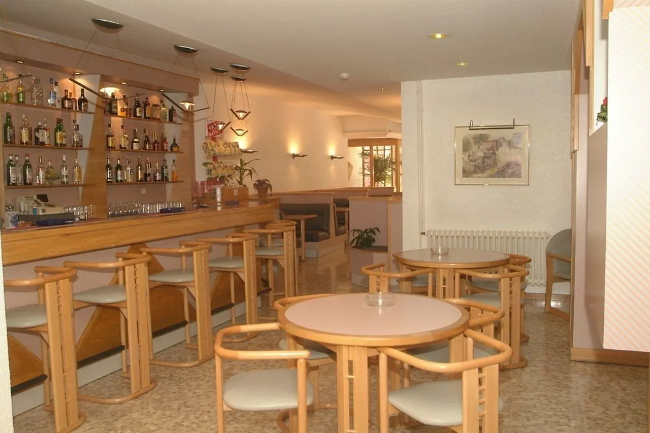 **  Montecarlo Otel Encamp Andorra